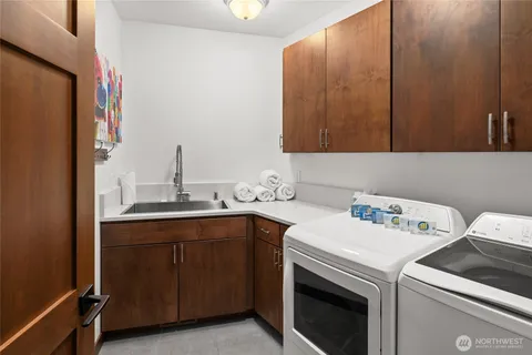 $1,850,000 | 230 Equinox Drive, Cle Elum, WA 98922