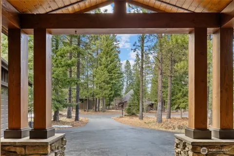 $1,850,000 | 230 Equinox Drive, Cle Elum, WA 98922