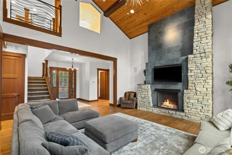 $1,850,000 | 230 Equinox Drive, Cle Elum, WA 98922