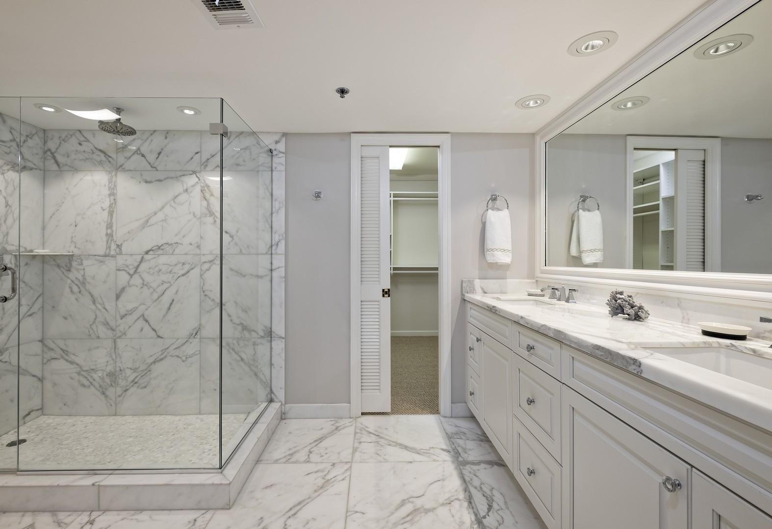 100 South Beach Road, Unit 1002 Tequesta, FL 33469 - Photo 8 of 16 Master Bath