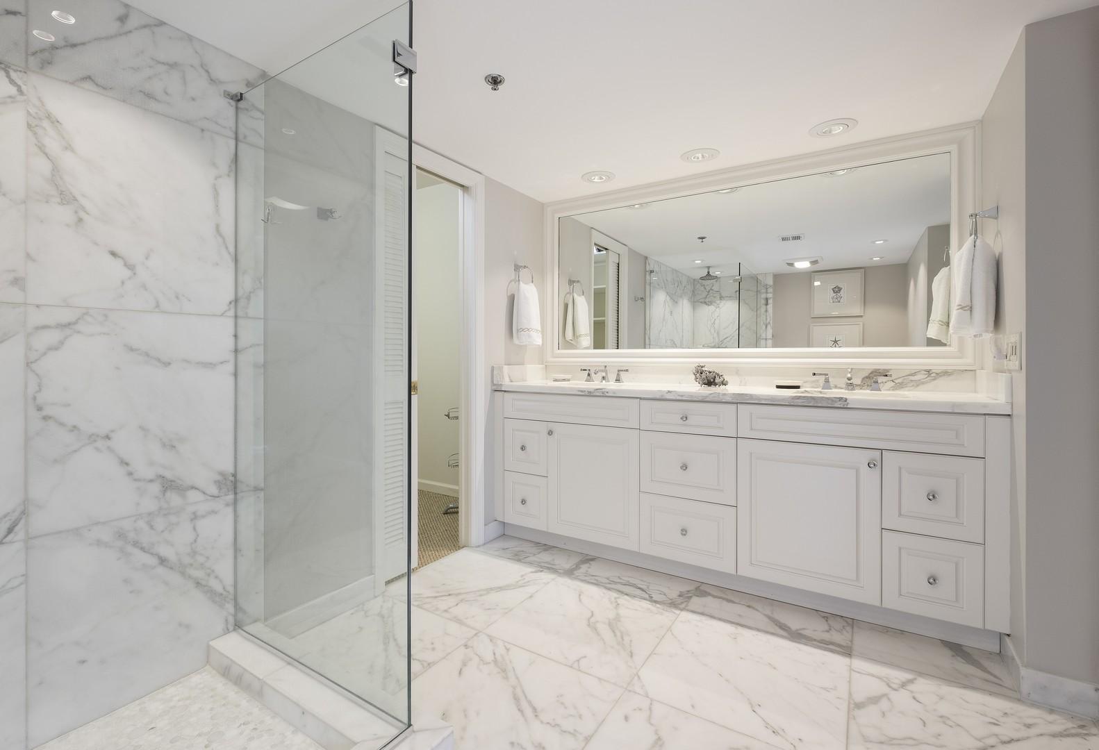 100 South Beach Road, Unit 1002 Tequesta, FL 33469 - Photo 9 of 16 Master Bath