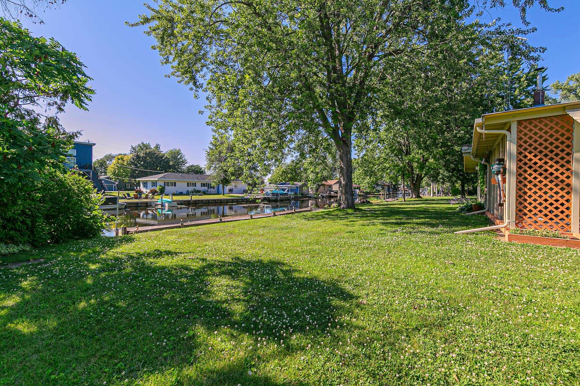 6777 Olen Trail Winneconne, WI 54986 - Photo 37 of 43