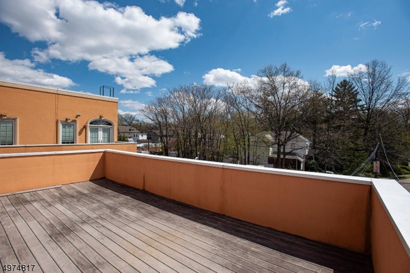 160 Franklin Avenue, Unit 3 Nutley, NJ 07110 - Photo 4 of 24