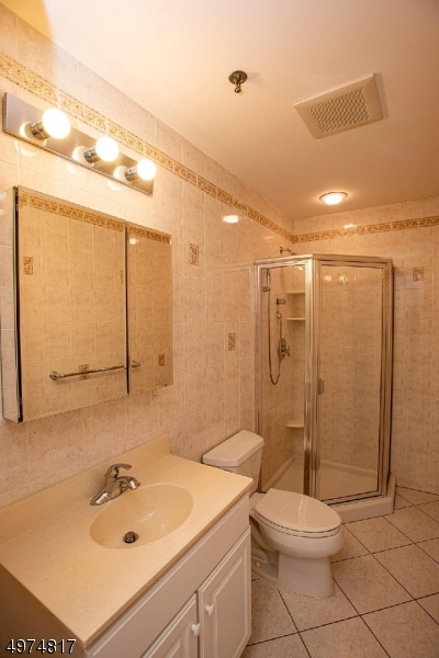 160 Franklin Avenue, Unit 3 Nutley, NJ 07110 - Photo 8 of 24