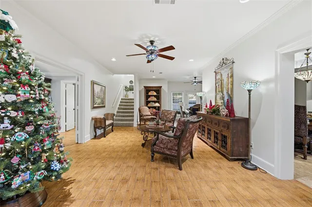 $745,000 | 2000 Lakehill Court, Arlington, TX 76012