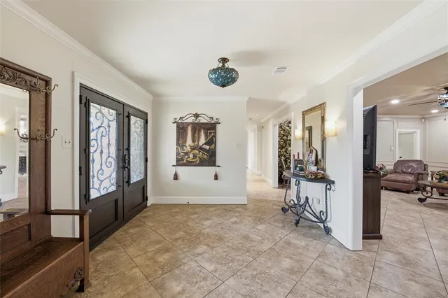 $745,000 | 2000 Lakehill Court, Arlington, TX 76012