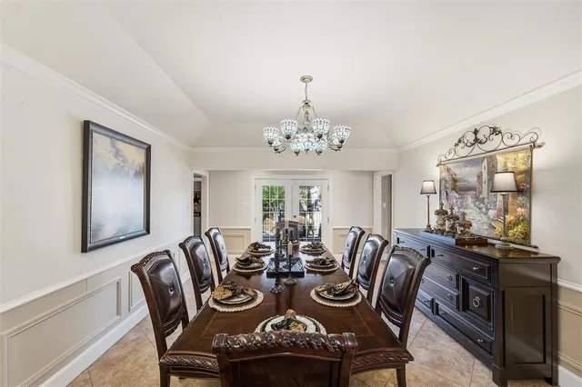 $735,000 | 2000 Lakehill Court, Arlington, TX 76012