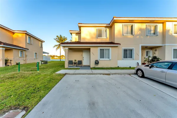 $445,000 | 17501 Southwest 140th Court, Miami, FL 33177