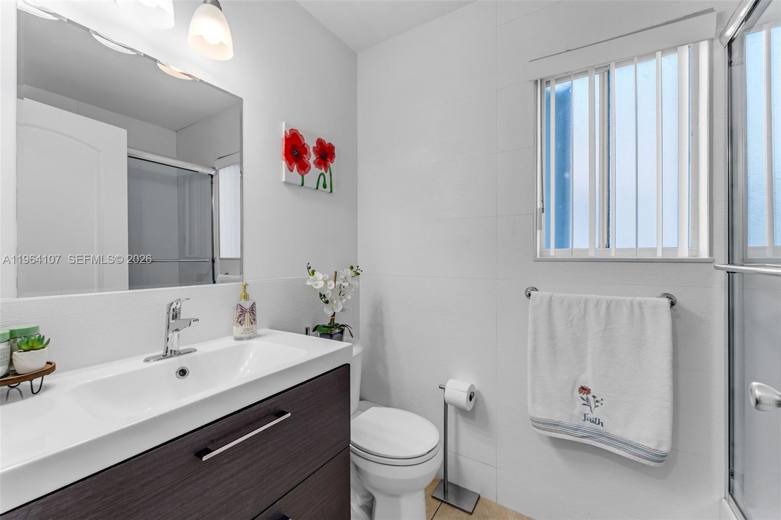 17501 Southwest 140th Court Miami, FL 33177 - Photo 11 of 32