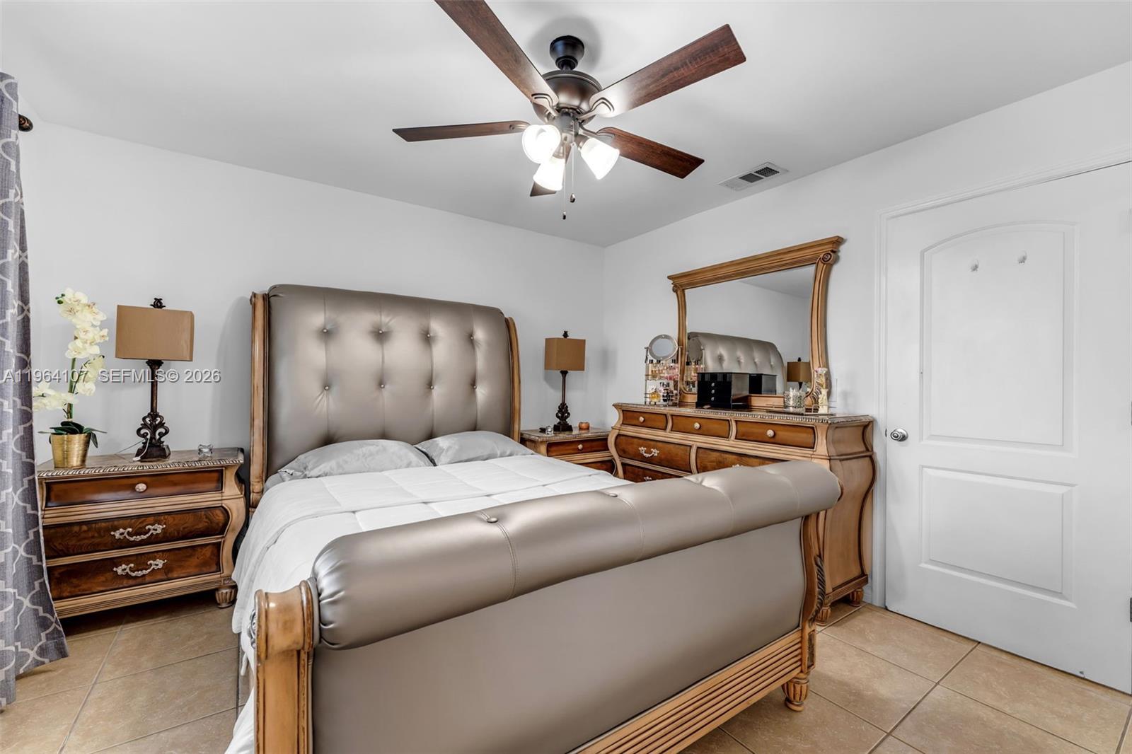 17501 Southwest 140th Court Miami, FL 33177 - Photo 17 of 32