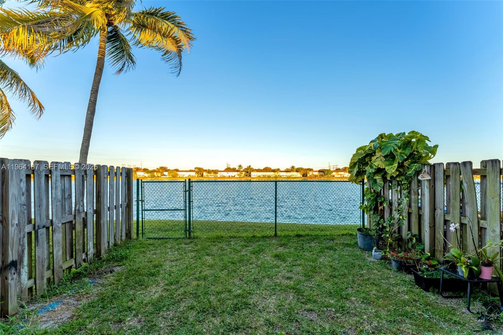 17501 Southwest 140th Court Miami, FL 33177 - Photo 21 of 32