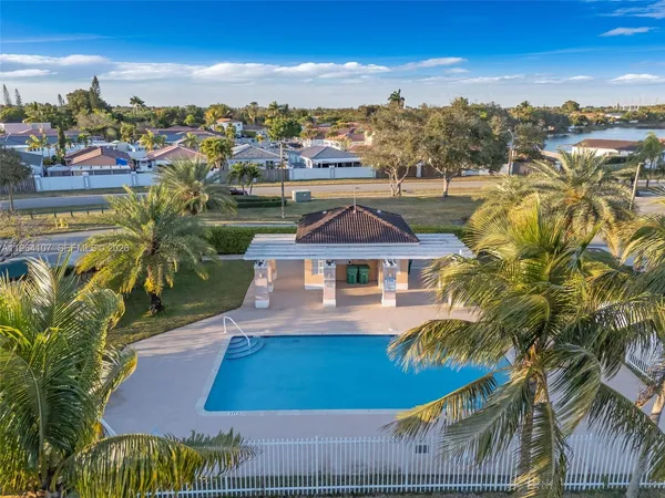 $445,000 | 17501 Southwest 140th Court, Miami, FL 33177