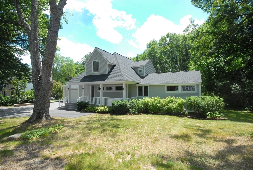 297 Laws Brook Road Concord, MA 01742 - Photo 7 of 42