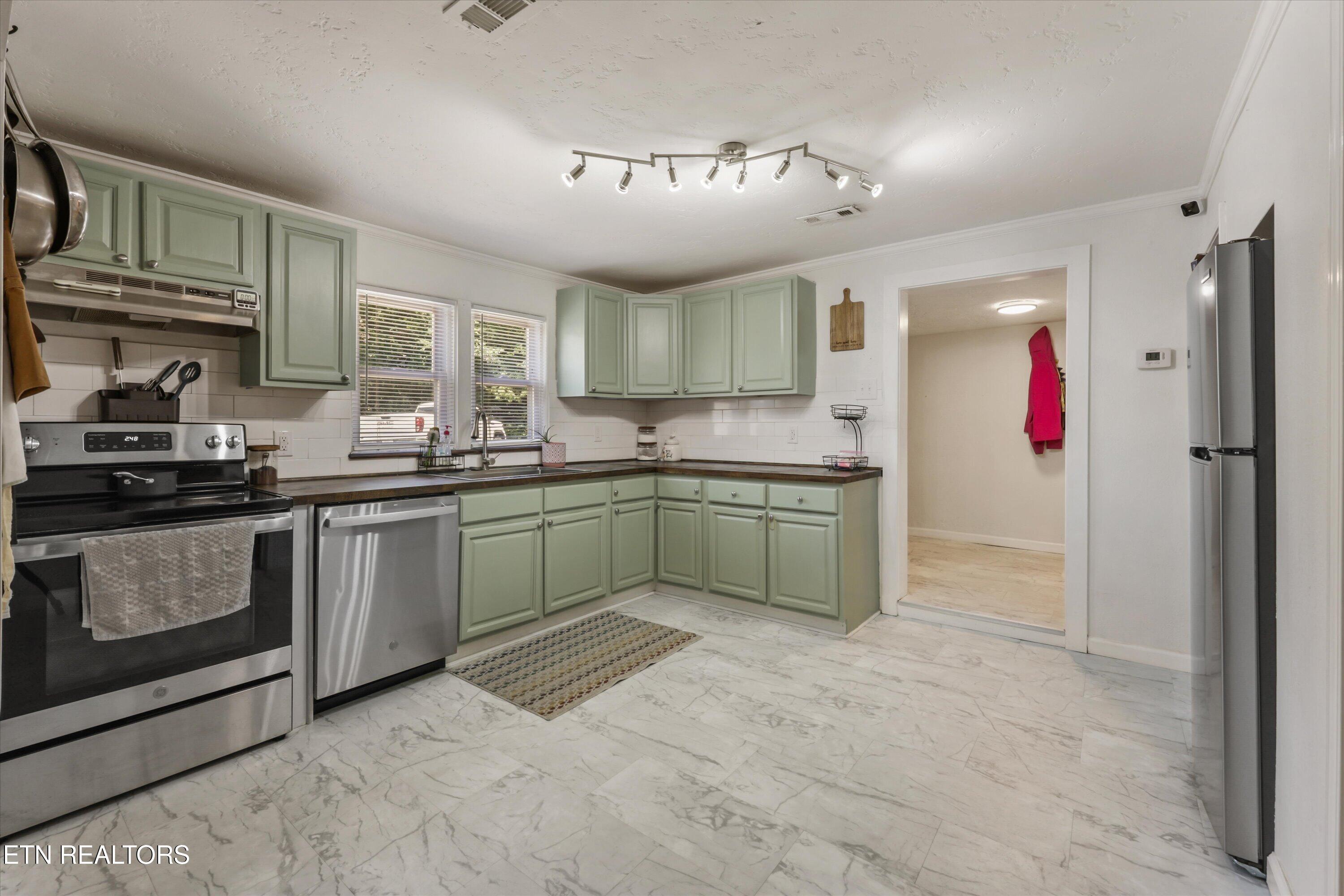 1306 Montvale Station Road Maryville, TN 37803 - Photo 11 of 30 15-1306 Montvale Rd 22