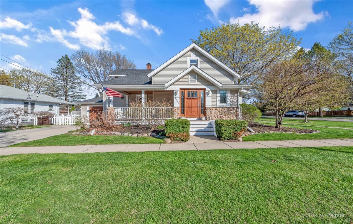 1502 North Green Street McHenry, IL 60050 - Photo 2 of 26