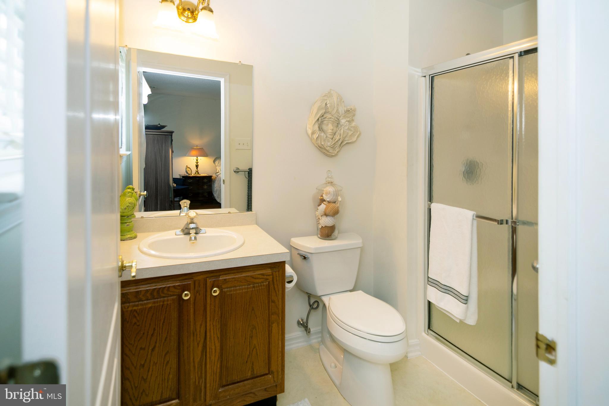 575 Riviera Drive Williamstown, NJ 08094 - Photo 28 of 46 Main Bedroom