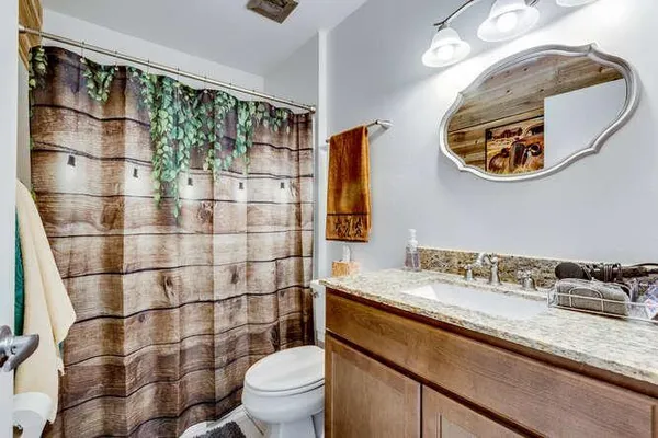 $1,250 | 12602 North 105th Avenue, Sun City, AZ 85351