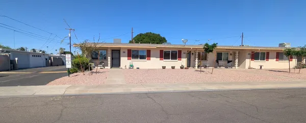 $1,250 | 12602 North 105th Avenue, Sun City, AZ 85351