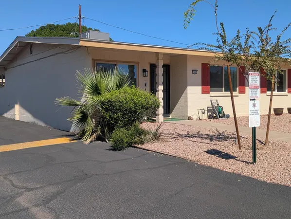 $1,250 | 12602 North 105th Avenue, Sun City, AZ 85351