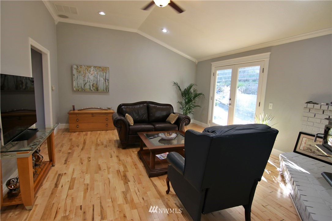 1010 South Half Mile Road Port Angeles, WA 98362 - Photo 12 of 25 Gallery Image 12