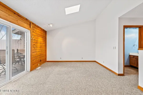 $379,000 | 142 Deer Trot Lane, Unit 2, La Follette, TN 37766