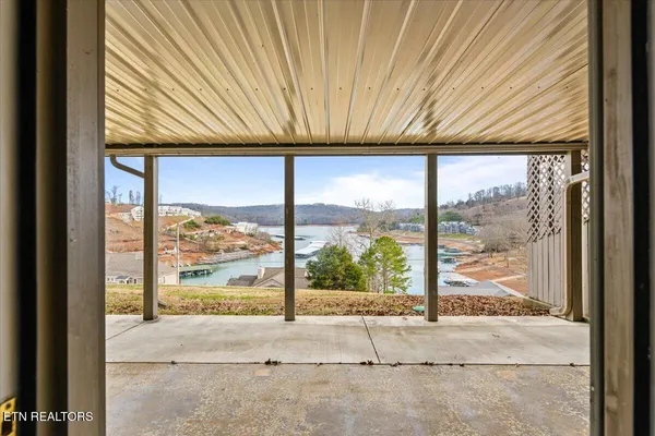 $379,000 | 142 Deer Trot Lane, Unit 2, La Follette, TN 37766