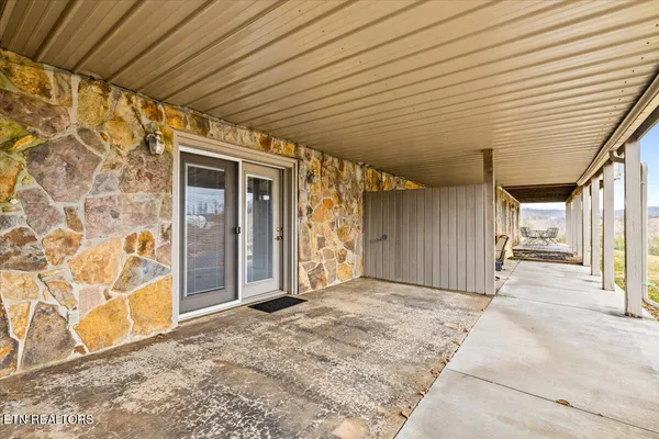 $379,000 | 142 Deer Trot Lane, Unit 2, La Follette, TN 37766
