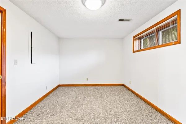 $379,000 | 142 Deer Trot Lane, Unit 2, La Follette, TN 37766