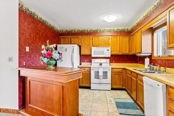 $379,000 | 142 Deer Trot Lane, Unit 2, La Follette, TN 37766