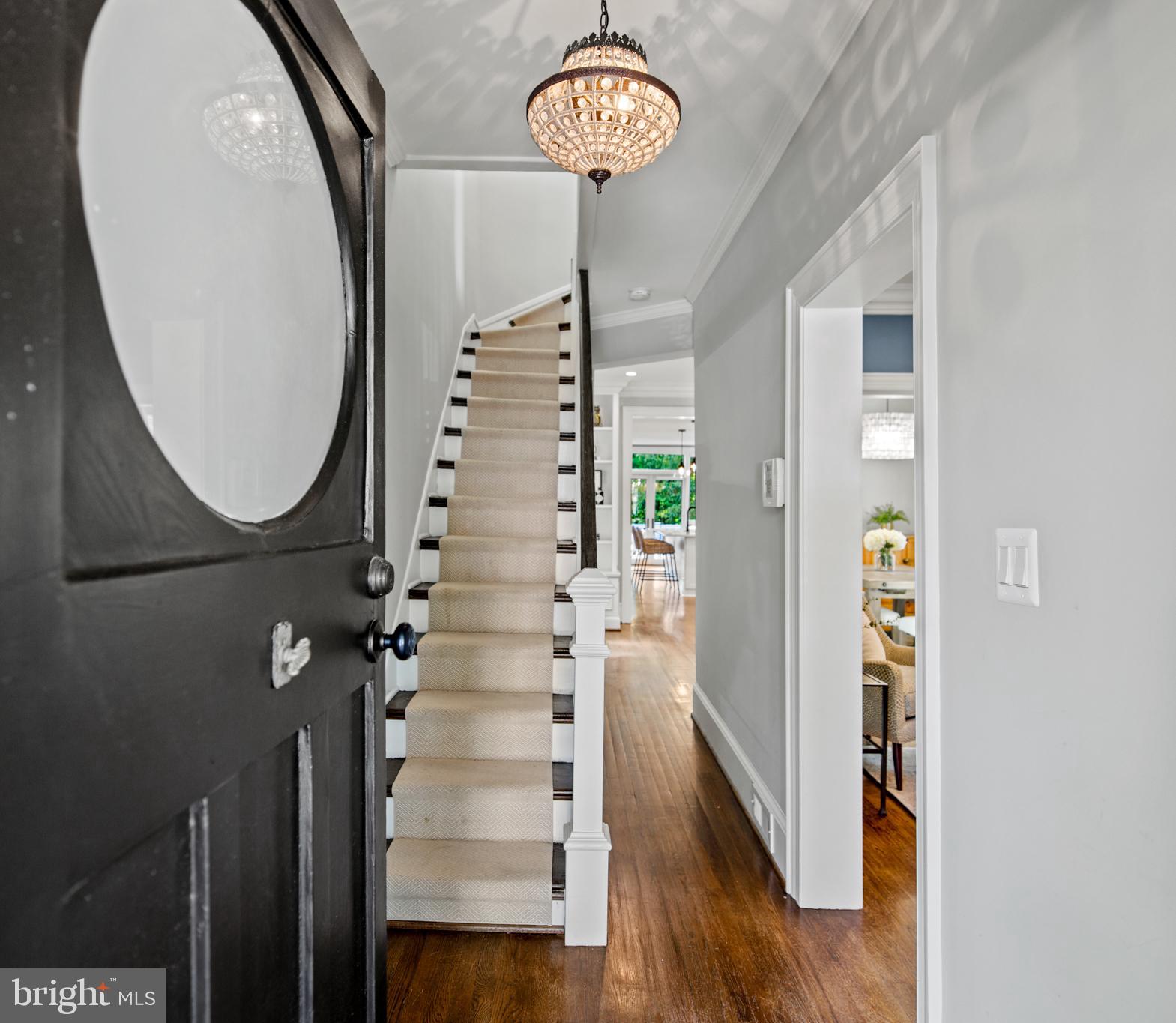 5212 MacArthur Boulevard Northwest Washington, DC 20016 - Photo 2 of 59