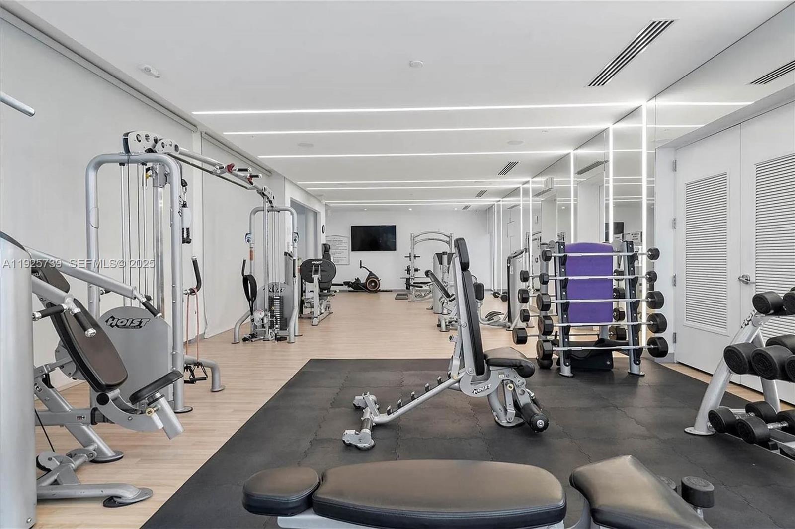 6611 Northwest 102nd Path Doral, FL 33178 - Photo 41 of 45