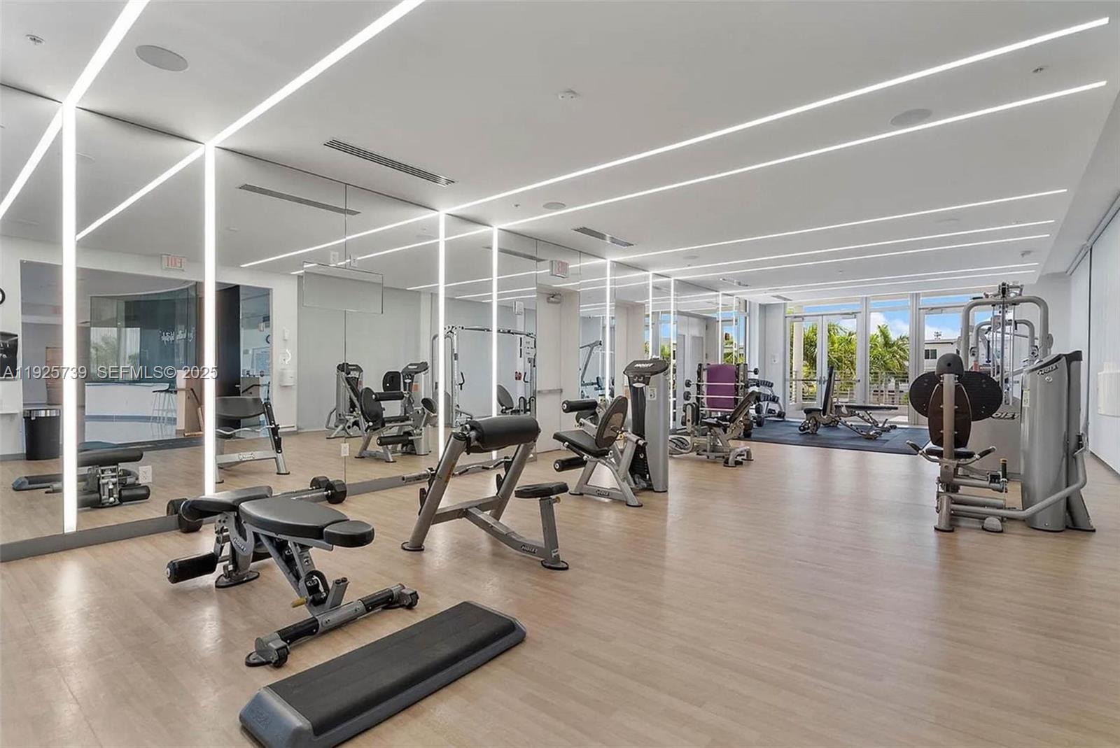 6611 Northwest 102nd Path Doral, FL 33178 - Photo 42 of 45