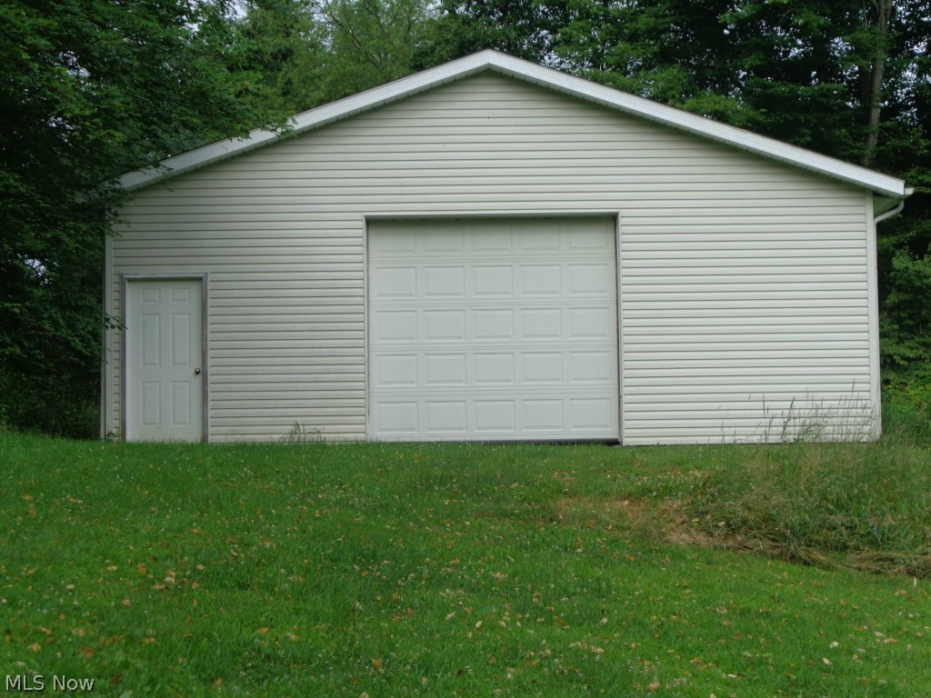 6029 Navarre Road Southwest Canton, OH 44706 - Photo 21 of 22