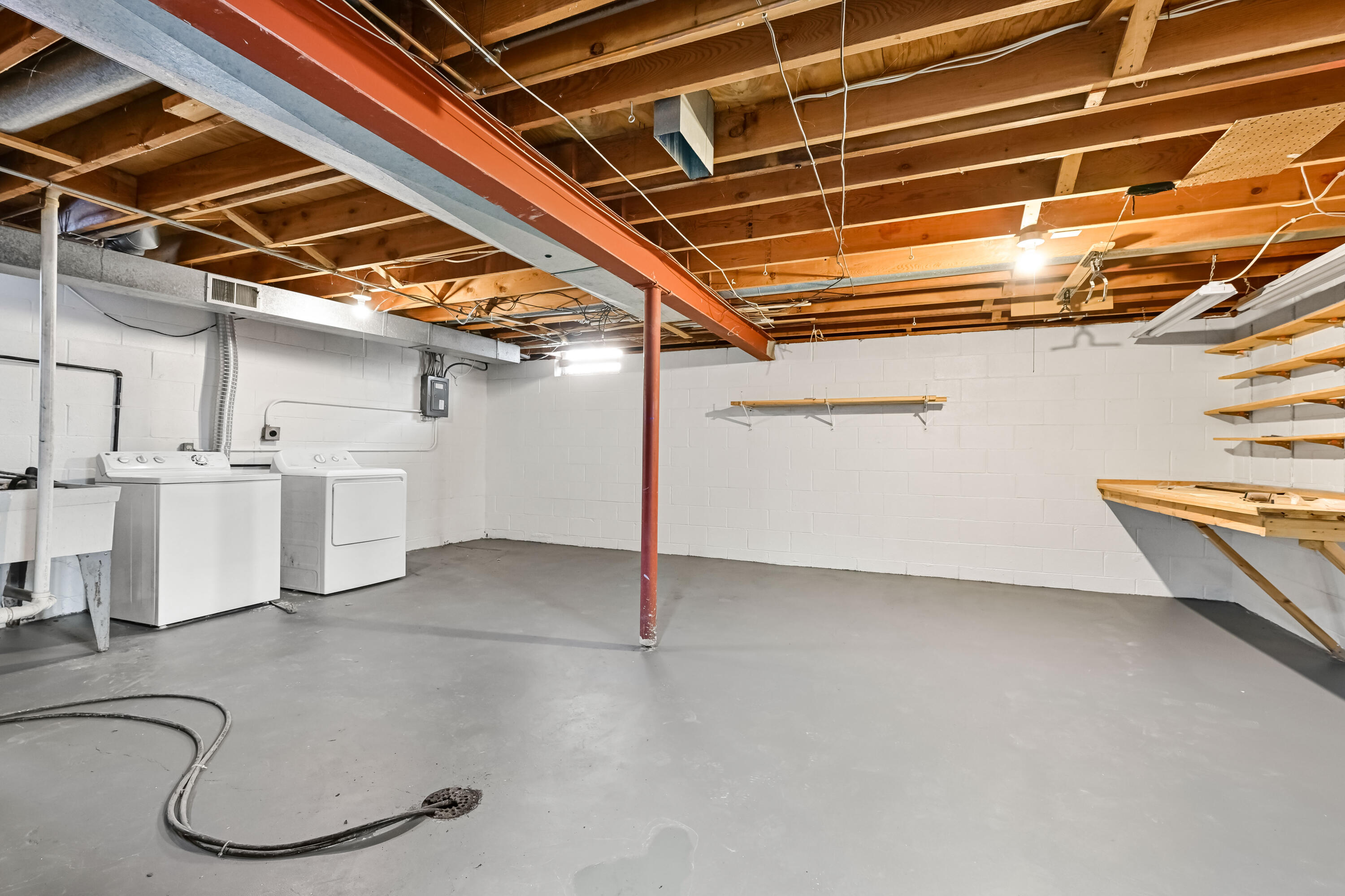 4812 Ridgeway Avenue Racine, WI 53406 - Photo 25 of 27 BIG Laundry Room with Work Bench!!