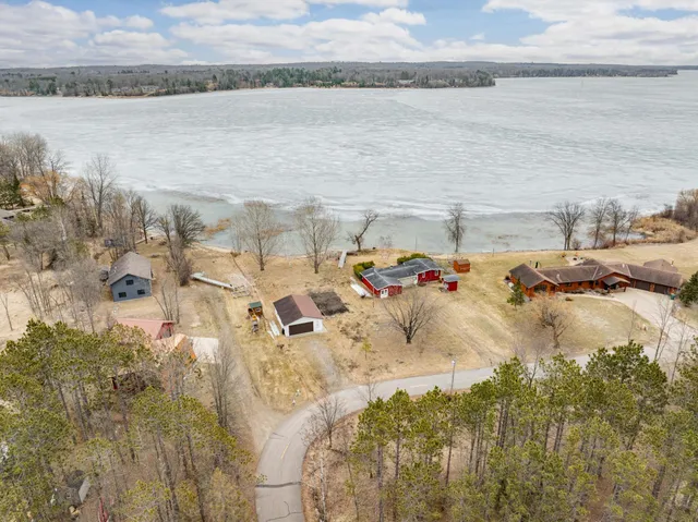 $365,000 | 23060 Lampi Road, Cohasset, MN 55721