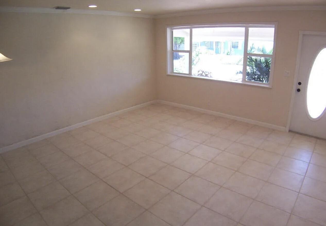 324 Bunker Ranch Road West Palm Beach, FL 33405 - Photo 9 of 30 09_beyc6a5fc09a102d6