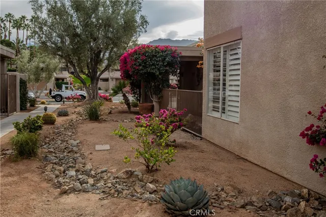 $525,000 | 72506 Desert Flower Drive, Palm Desert, CA 92260
