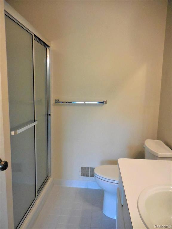 3097 High Pointe Ridge Road Lake Orion, MI 48359 - Photo 26 of 38