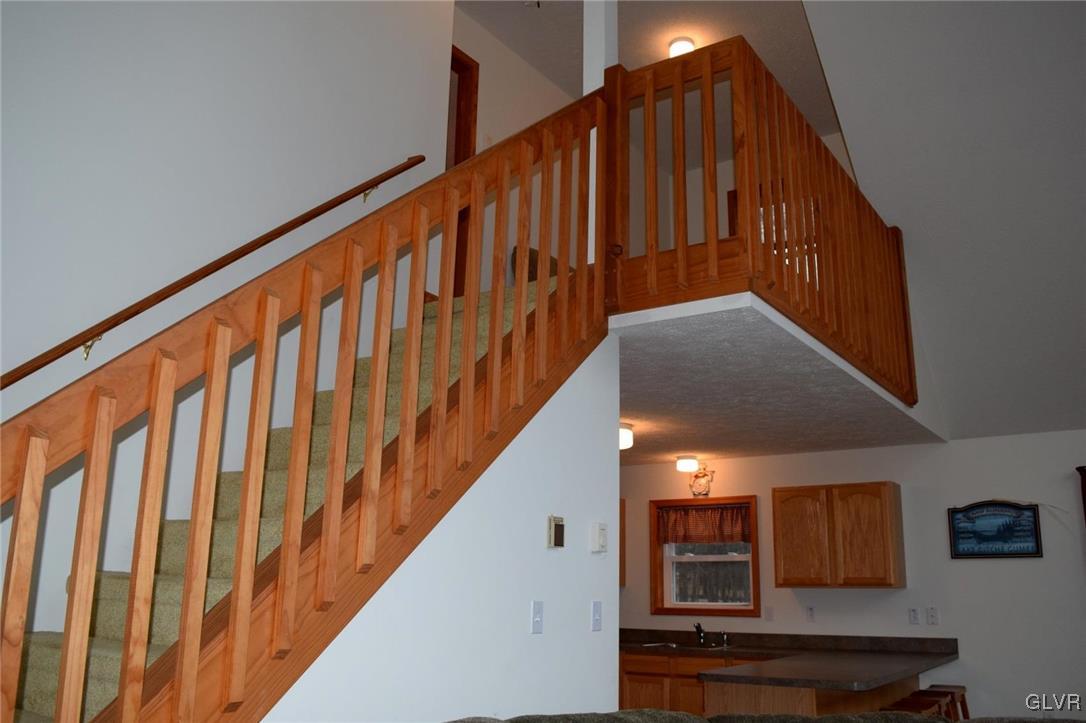 290 Brier Crest Road Blakeslee, PA 18610 - Photo 20 of 43 a view of entryway