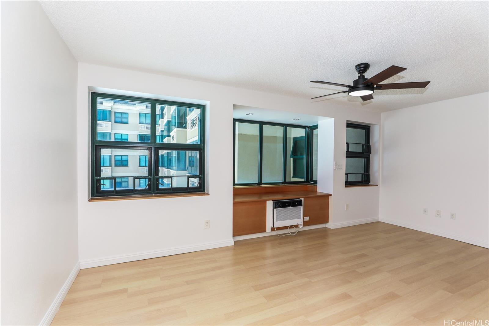 545 Queen Street, Unit 333 Honolulu, HI 96813 - Photo 2 of 24