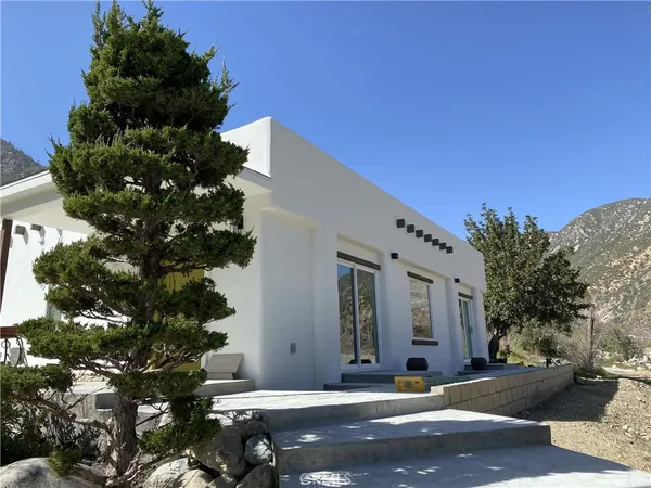 $3,200 | 821 Melody Lane, Lytle Creek, CA 92358