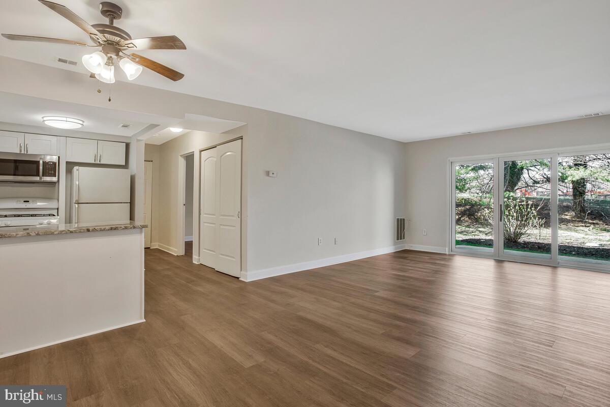 2574 Riva Road, Unit 4A Annapolis, MD 21401 - Photo 4 of 44