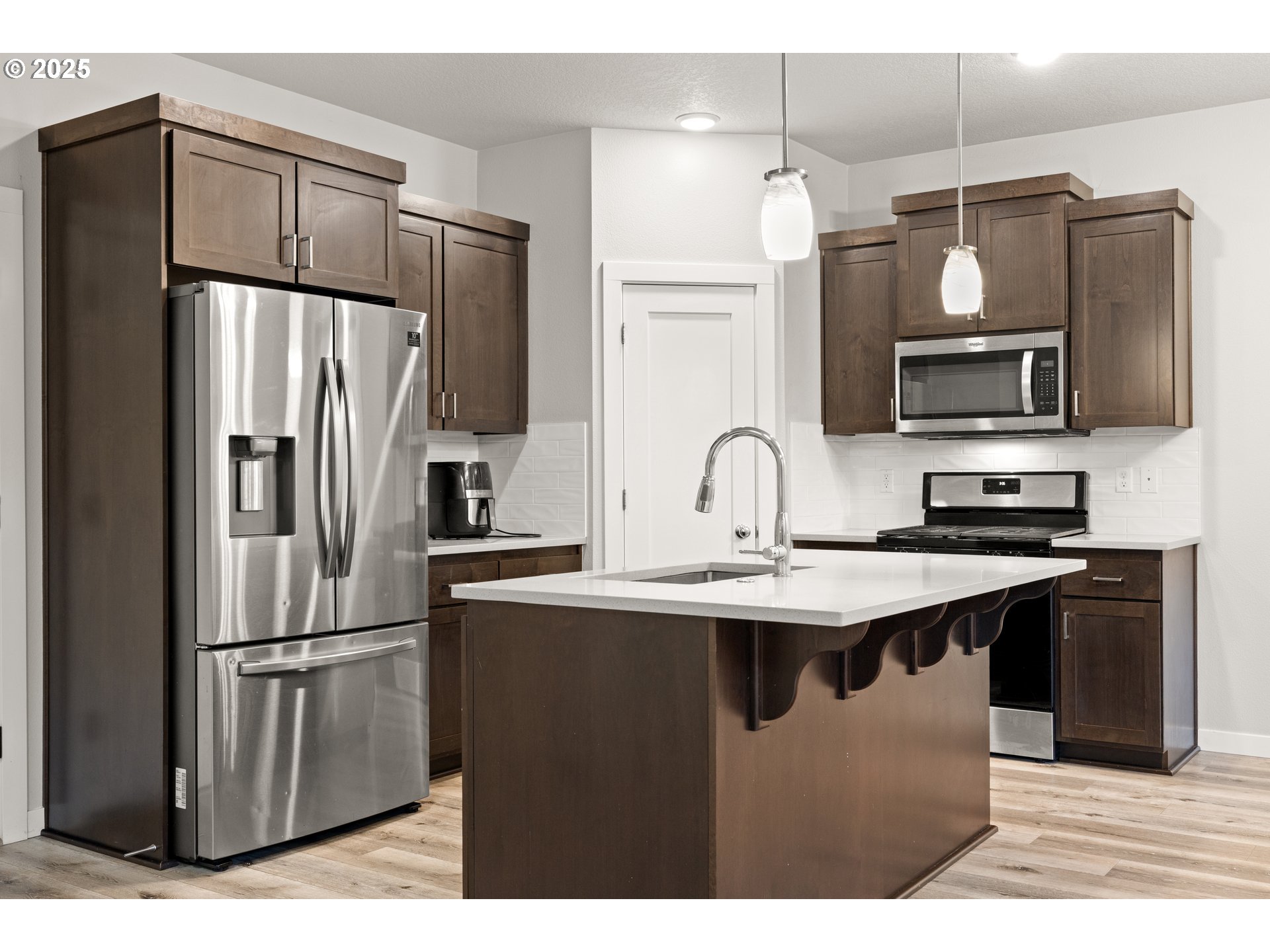 1569 19th Avenue Forest Grove, OR 97116 - Photo 4 of 29