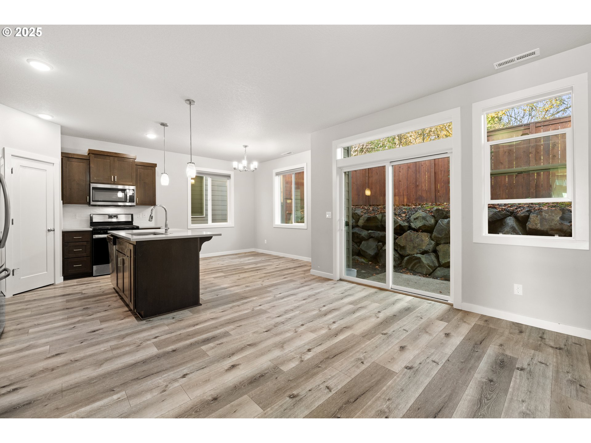 1569 19th Avenue Forest Grove, OR 97116 - Photo 7 of 29