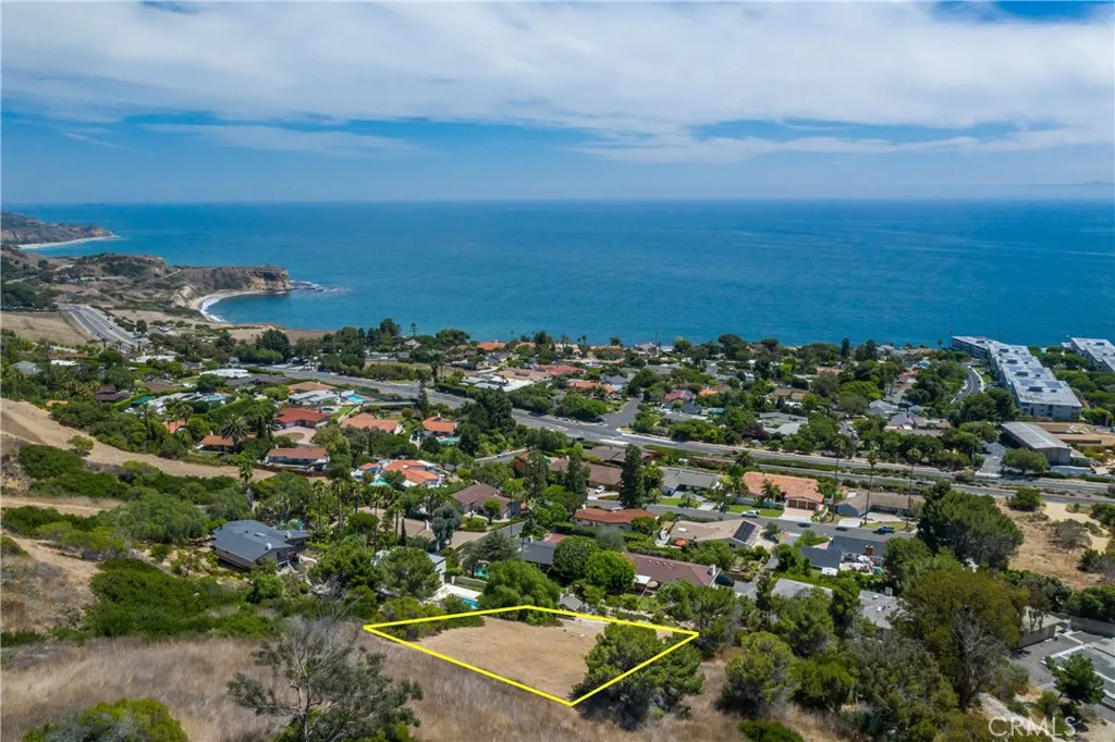 0 Tarragon Road Palos Verdes Peninsula, CA 90274 - Photo 11 of 19 an aerial view of multiple house