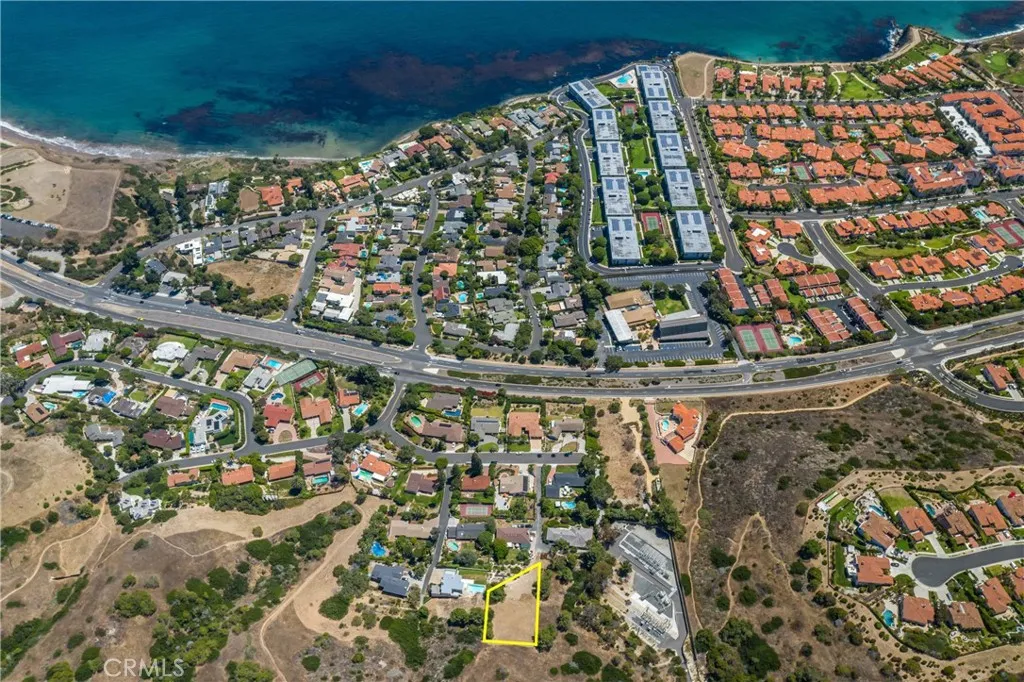 0 Tarragon Road Palos Verdes Peninsula, CA 90274 - Photo 14 of 19 view of a large building