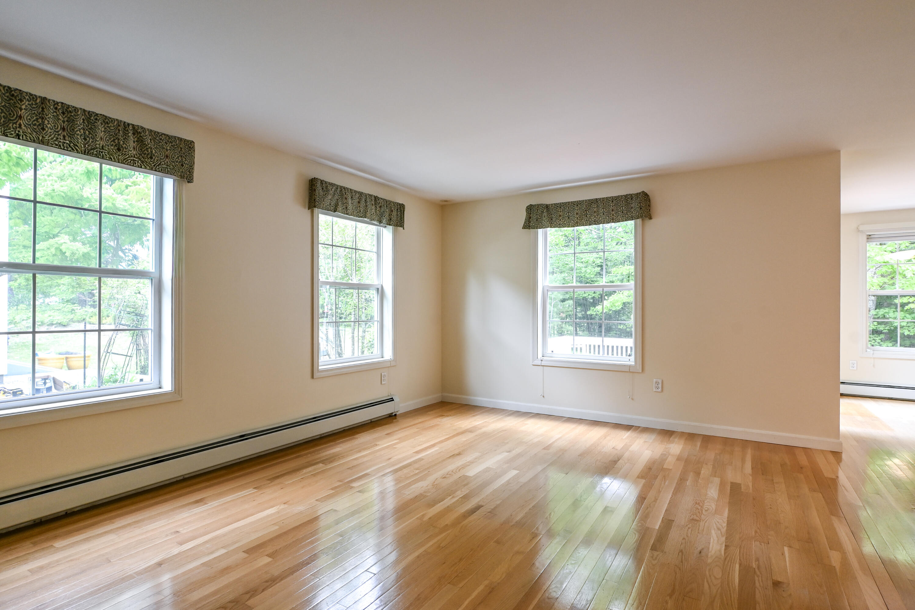 19 Pine Valley Road Old Orchard Beach, ME 04064 - Photo 18 of 56 19PineValleyRd-46