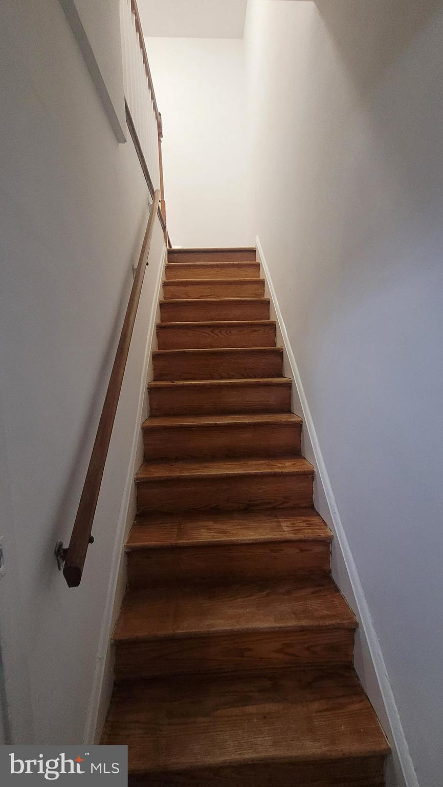 3731 Bonview Avenue, Unit 2B Baltimore, MD 21213 - Photo 9 of 14 a view of entryway