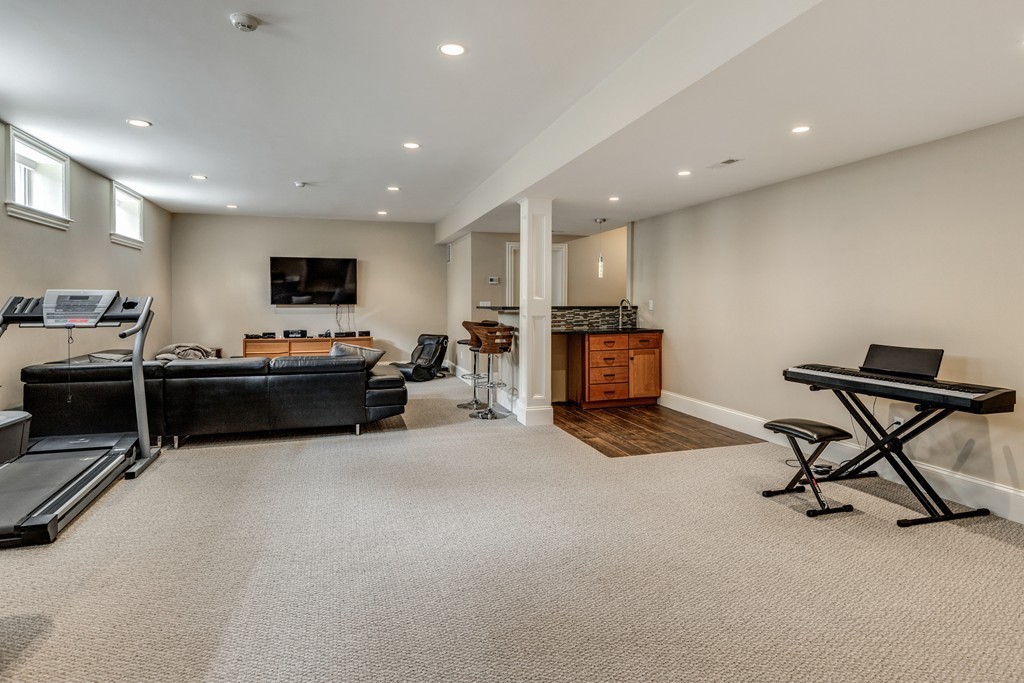 7 Eaton Road Needham, MA 02492 - Photo 26 of 30