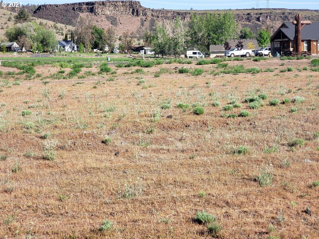 1423 Fish Camp Road Maupin, OR 97037 - Photo 12 of 19 Gallery Image 12